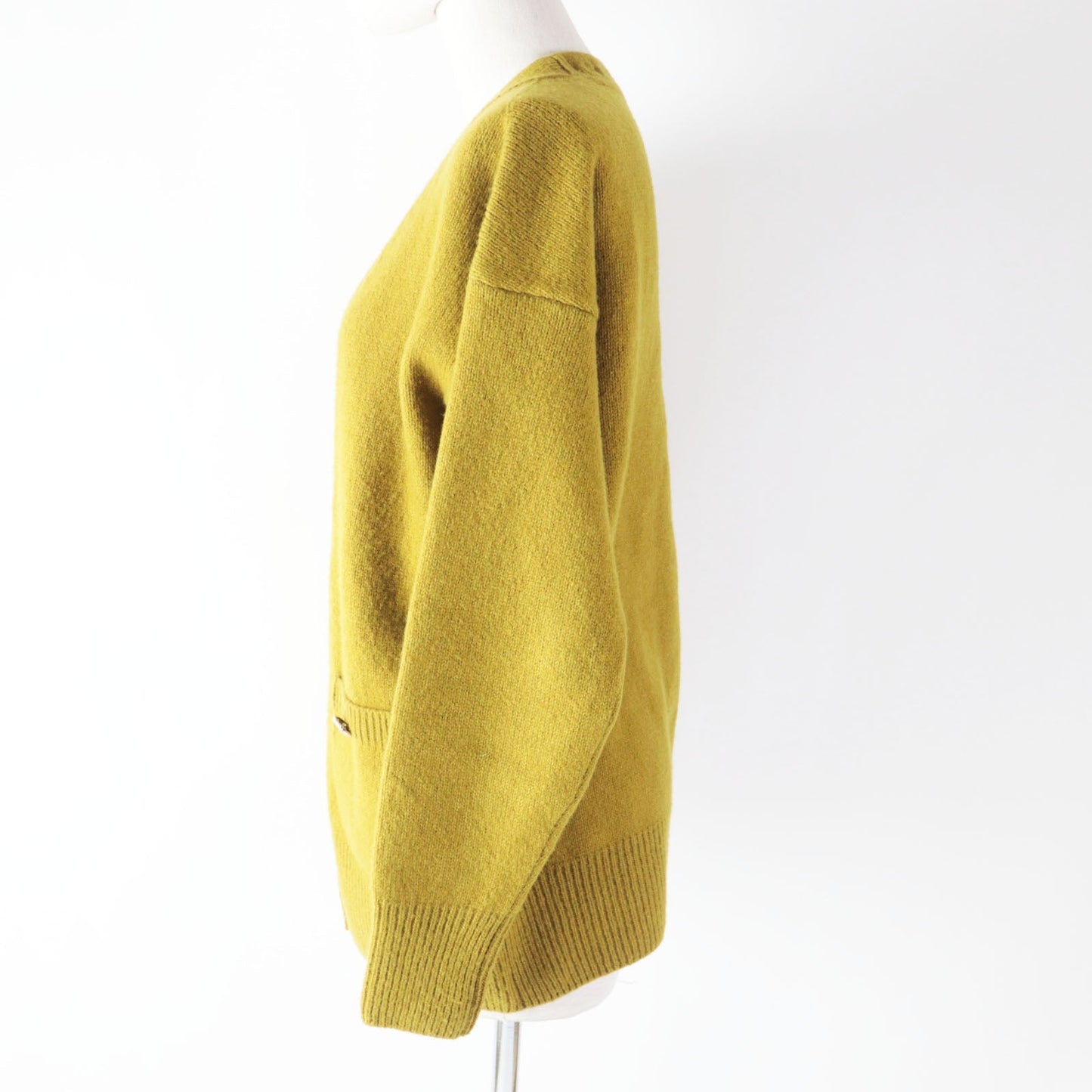 Chanel cardigan mustard type 36 Handbag