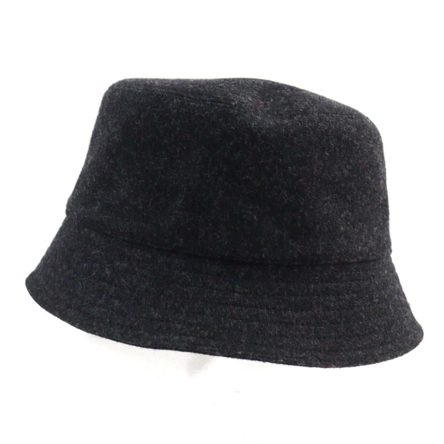 Hat Outer: % Wool, Lining: % Cotton Travel Bag