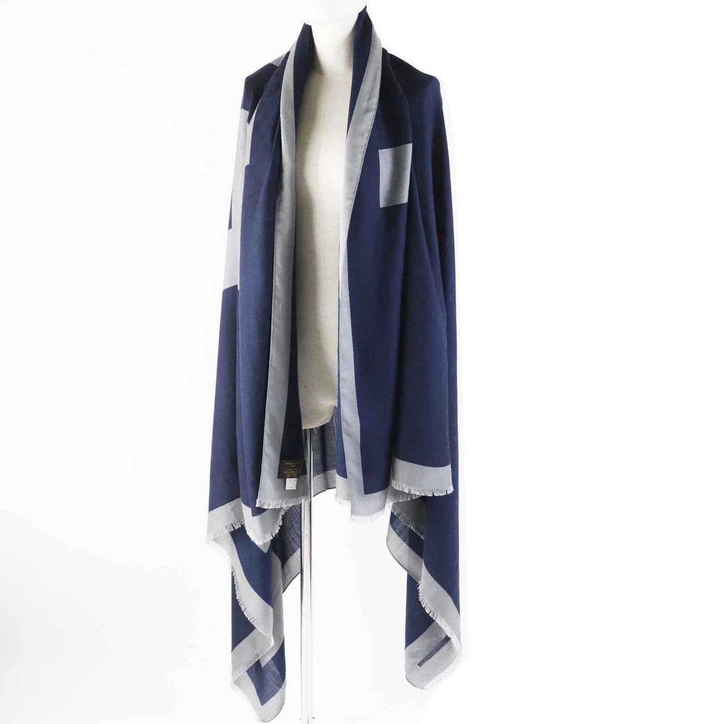 Louis Vuitton scarf Wool Navy Gray