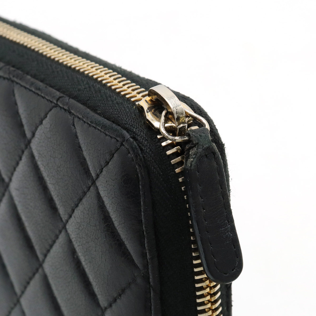 CHANEL MATRACE COCOMARK ROUNDFASNER Long Wallet Leather Black Black Gold A50097