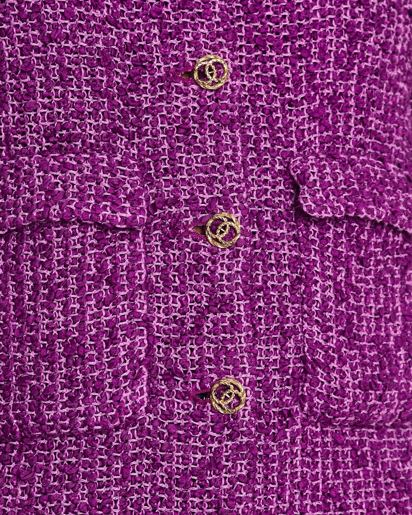 Chanel 21C Purple Tweed Blazer with CC Buttons and Pockets Detail Size FR 44 (UK 16)