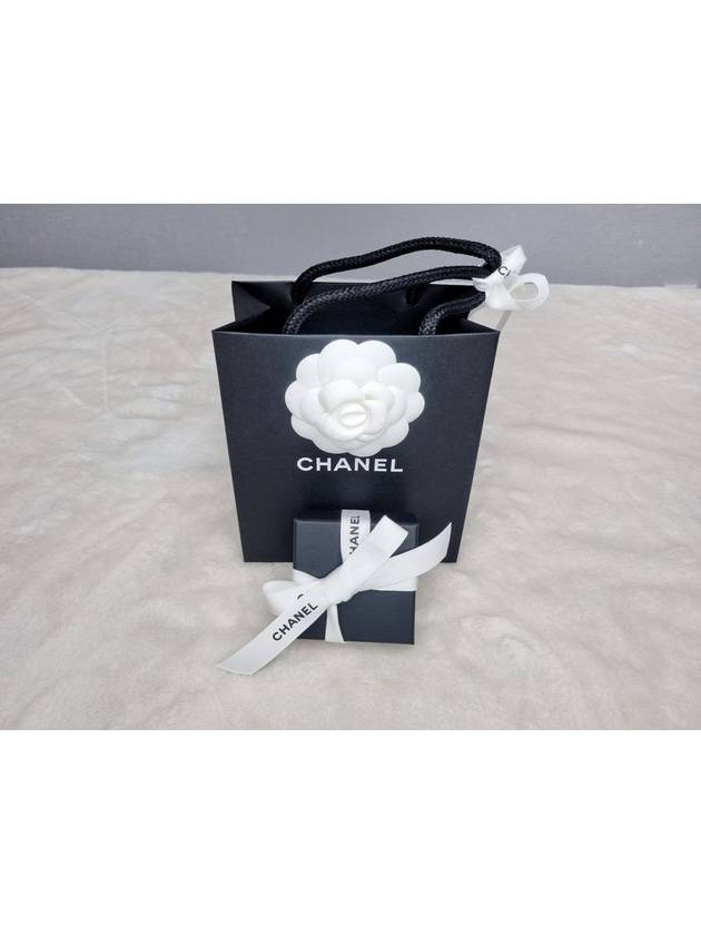 CC Logo Crystal Heart Drop Earrings Gold Chanel
