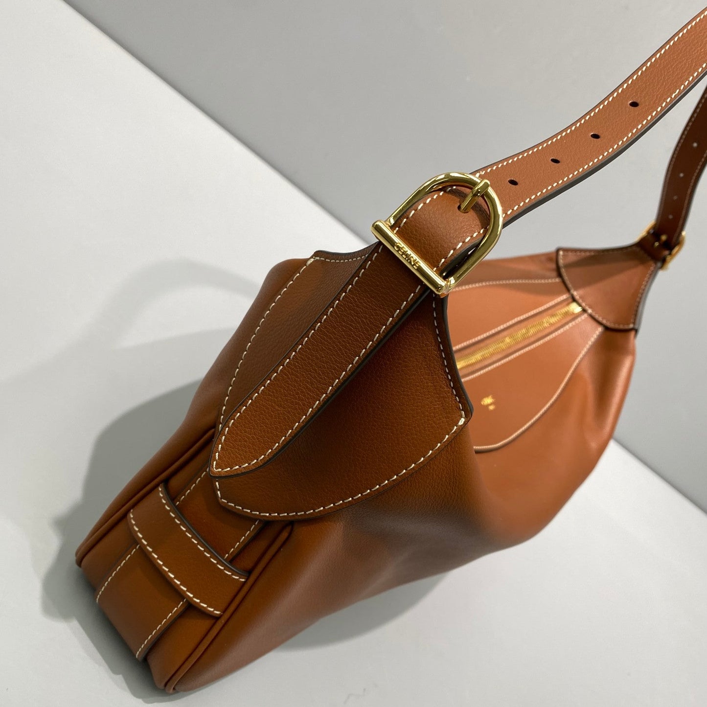 Top Quality Metop Qualityum Romy In Supple Brown Travel Bag