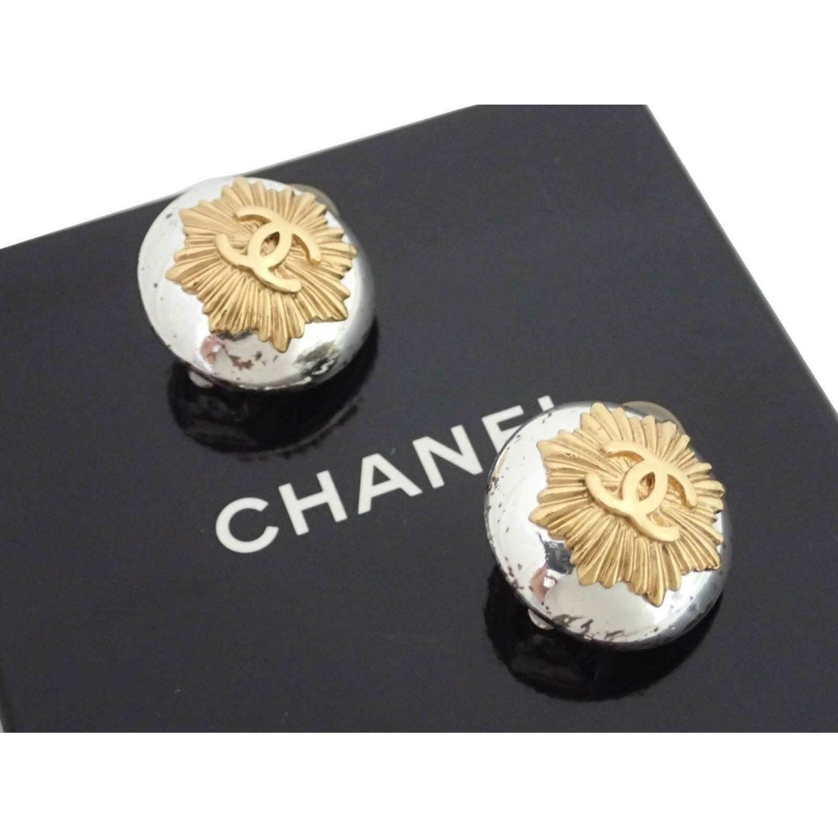 Chanel cc earrings