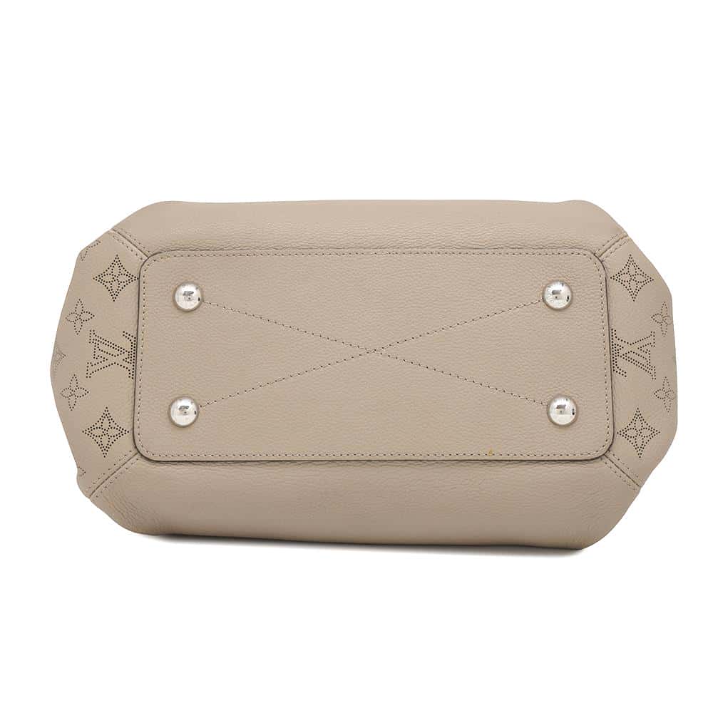 Louis Vuitton Haumea GaletM55031 Mahina Monogram Handbag
