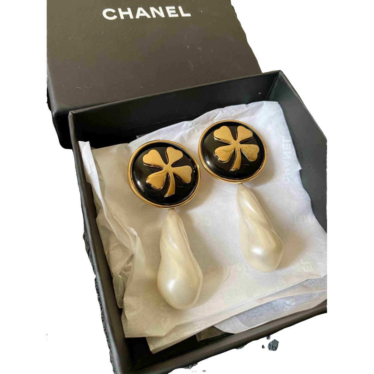 Chanel Gold Metal Earrings
