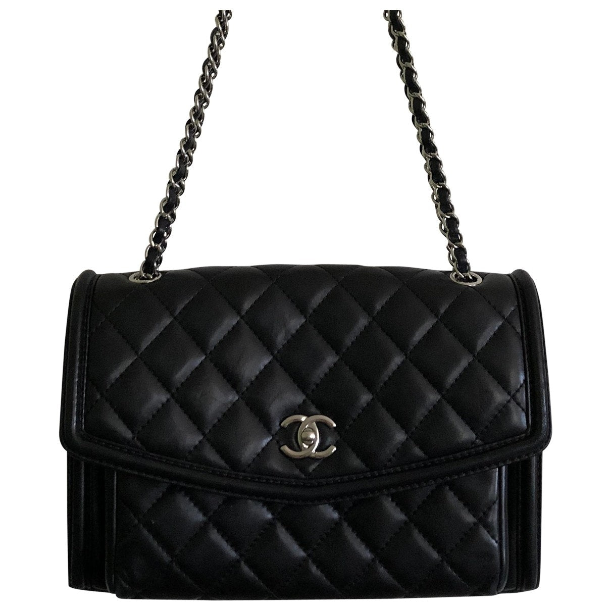 Chanel timeless/classique black leather handbag