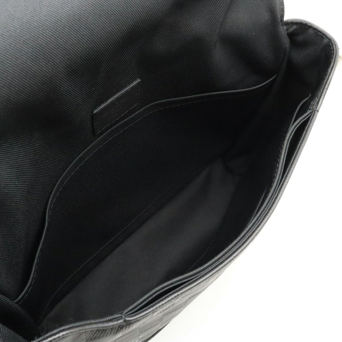 LOUIS VUITTON District Shoulder Bag