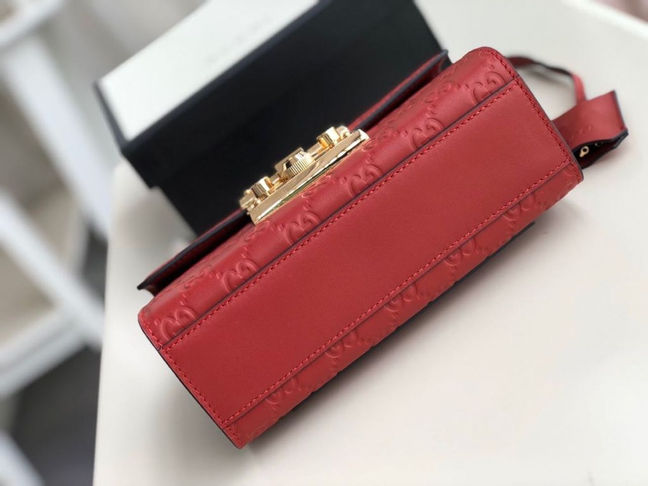 gg Padlock gg Signature ggssima Red Small Shoulder Bag