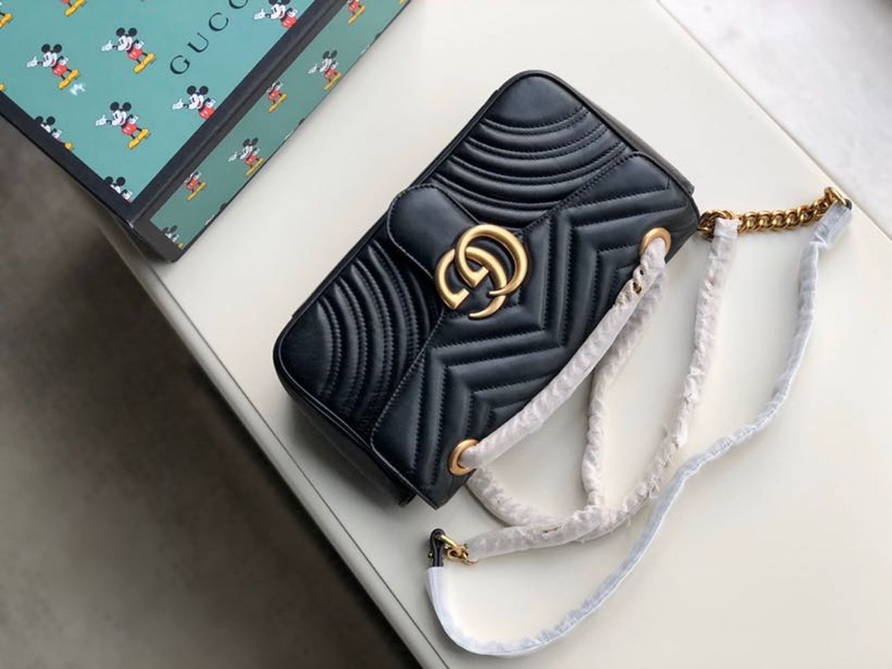 gg Marmont Matelassé Chevron Black Small Shoulder Bag