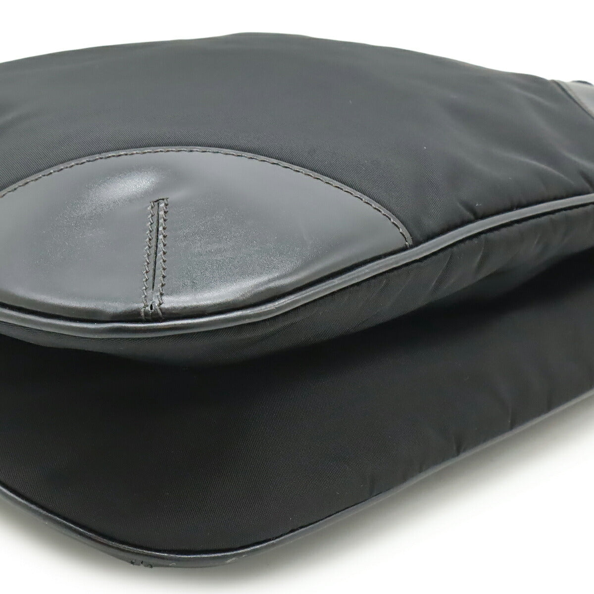 Prada Triangle Shoulder Bag Leather Nylon Logo Shoulder Bag 6