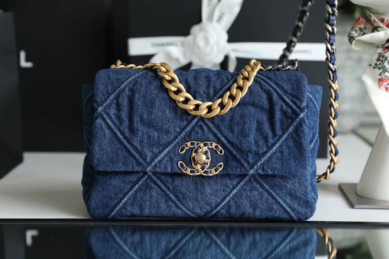 Chanel Top Qualityap Denim Blue Flap Crossbody Bag