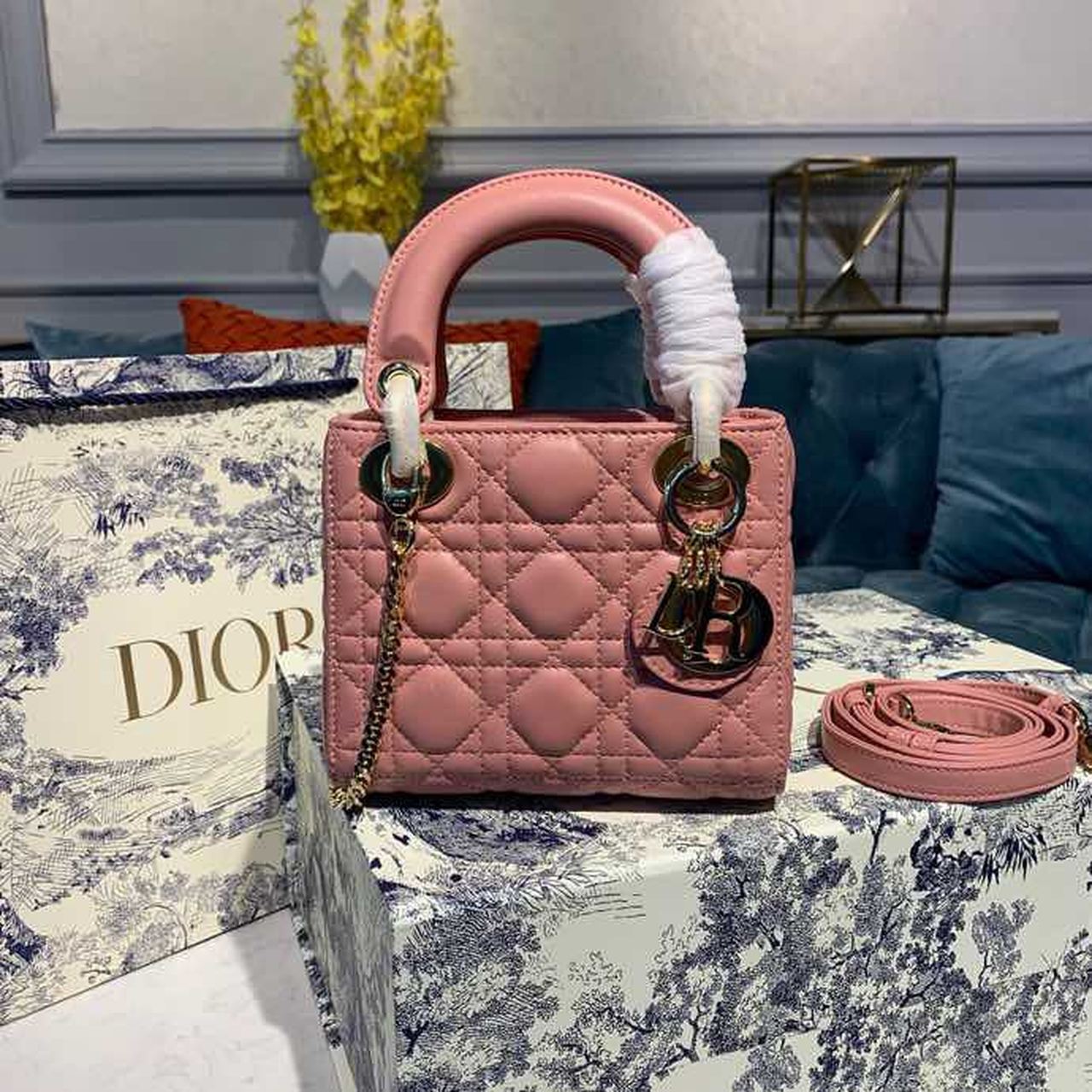 Lady Blush Cannage Sorbet Cd Pink Mini Travel Bag