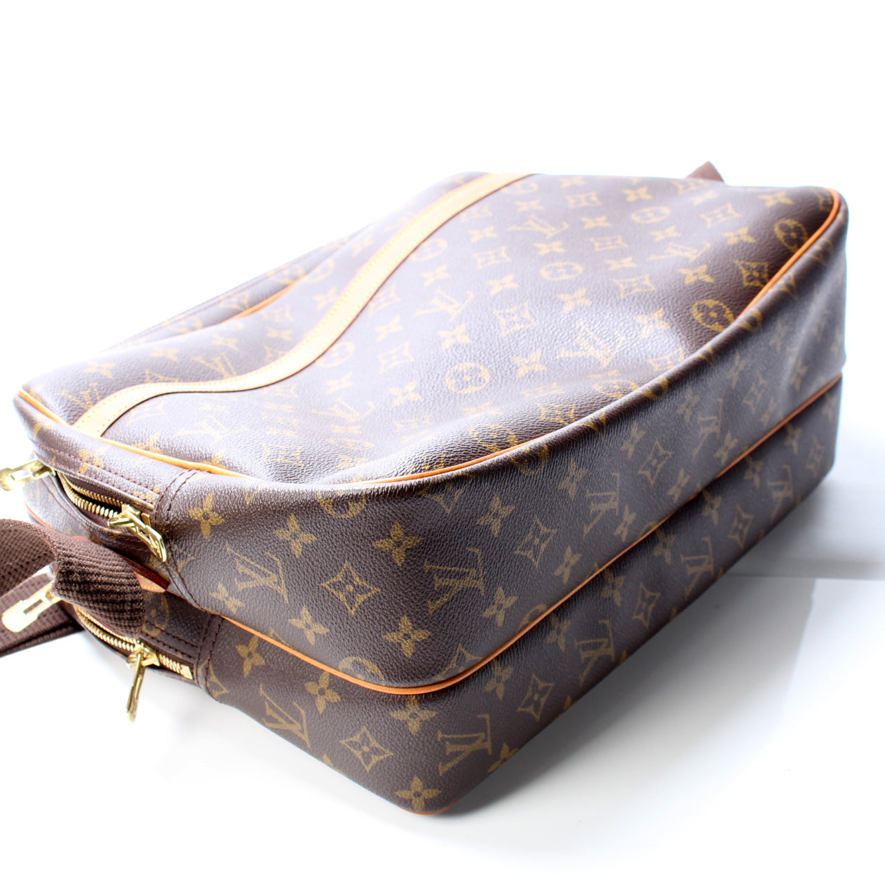 Louis Vuitton Reporter Monogram GM Handbag