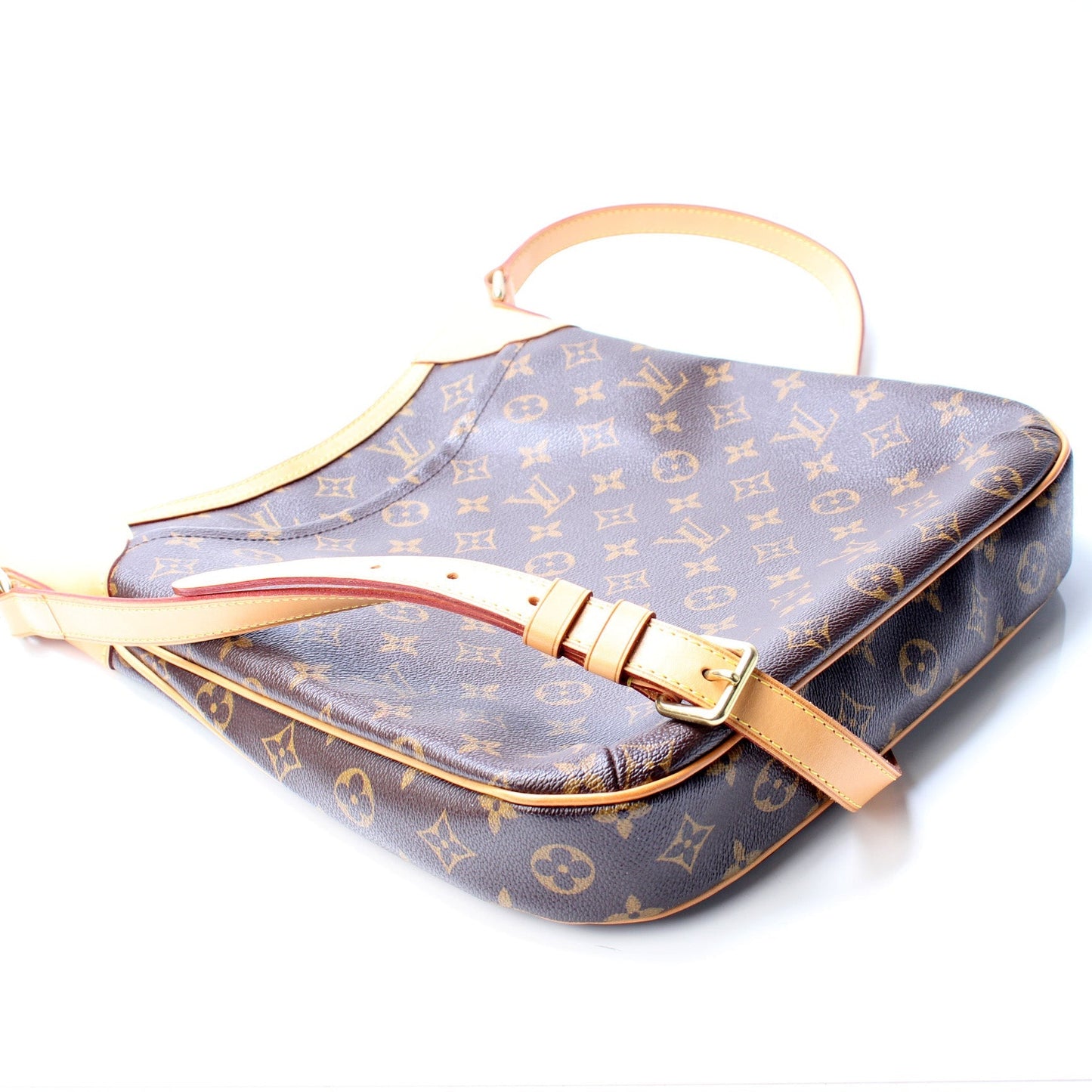 Louis Vuitton Odeon MM Monogram Handbag