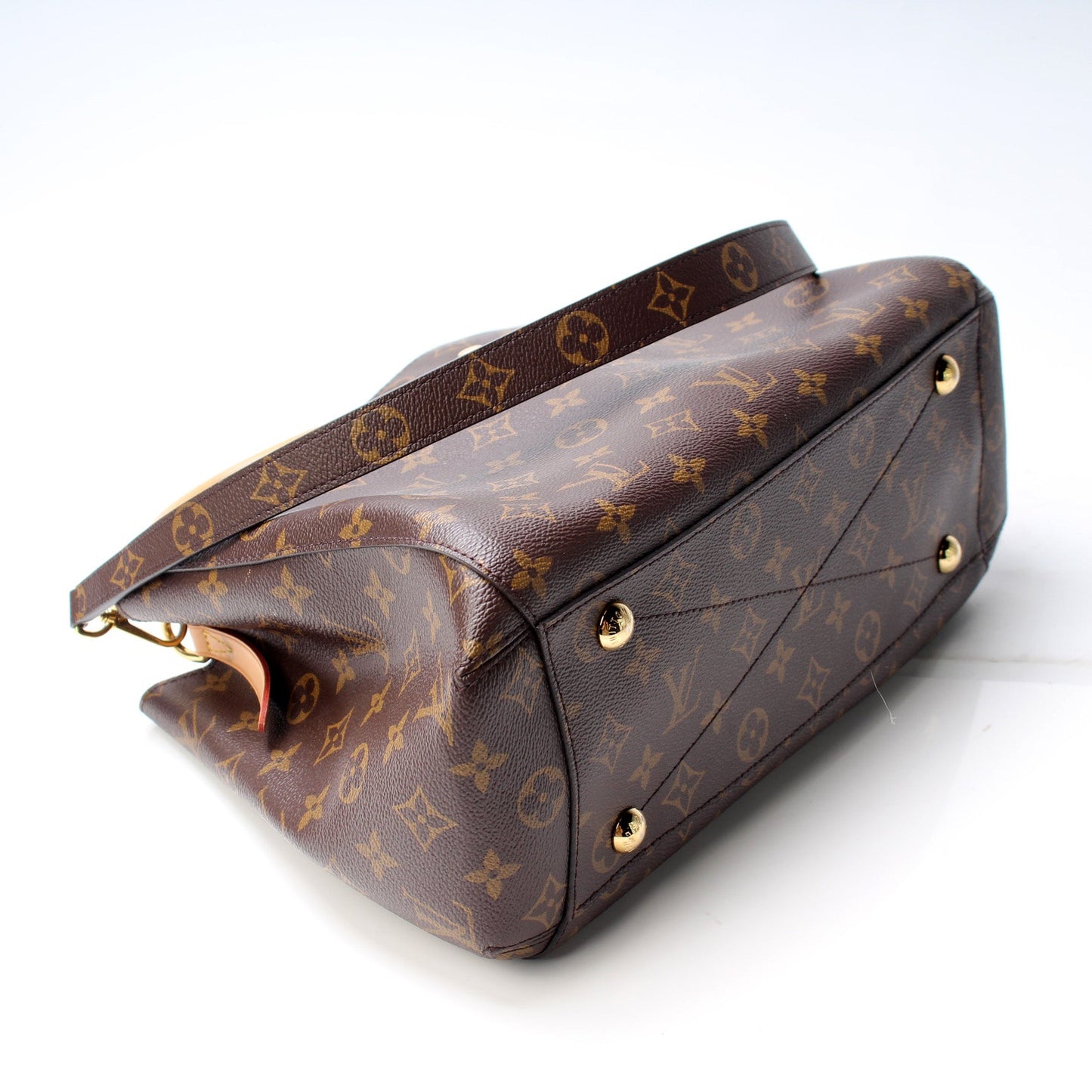 Louis Vuitton Montaigne MM Monogram Handbag Monogram 5