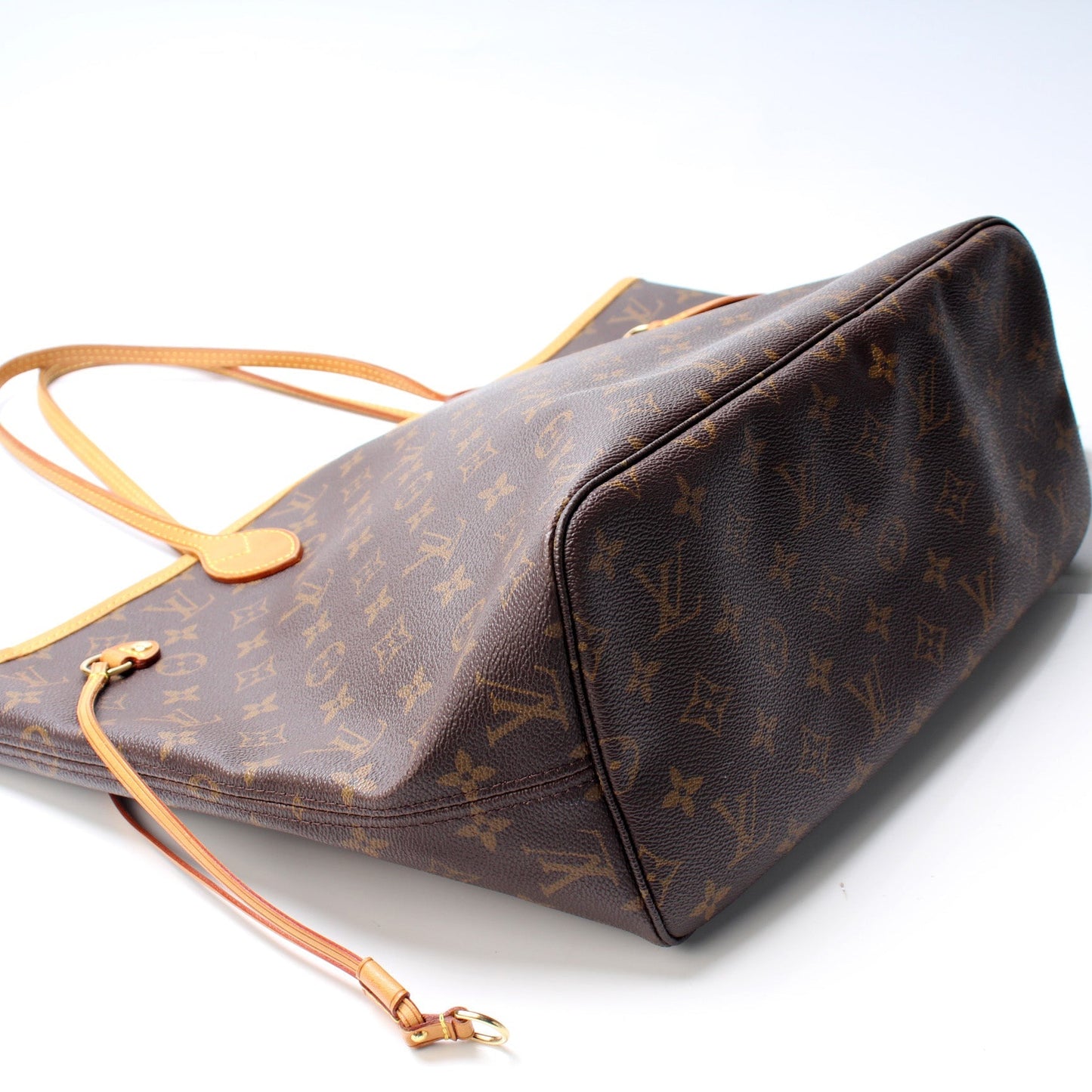 Louis Vuitton Neverfull MM Monogram Tote Bag Monogram 46