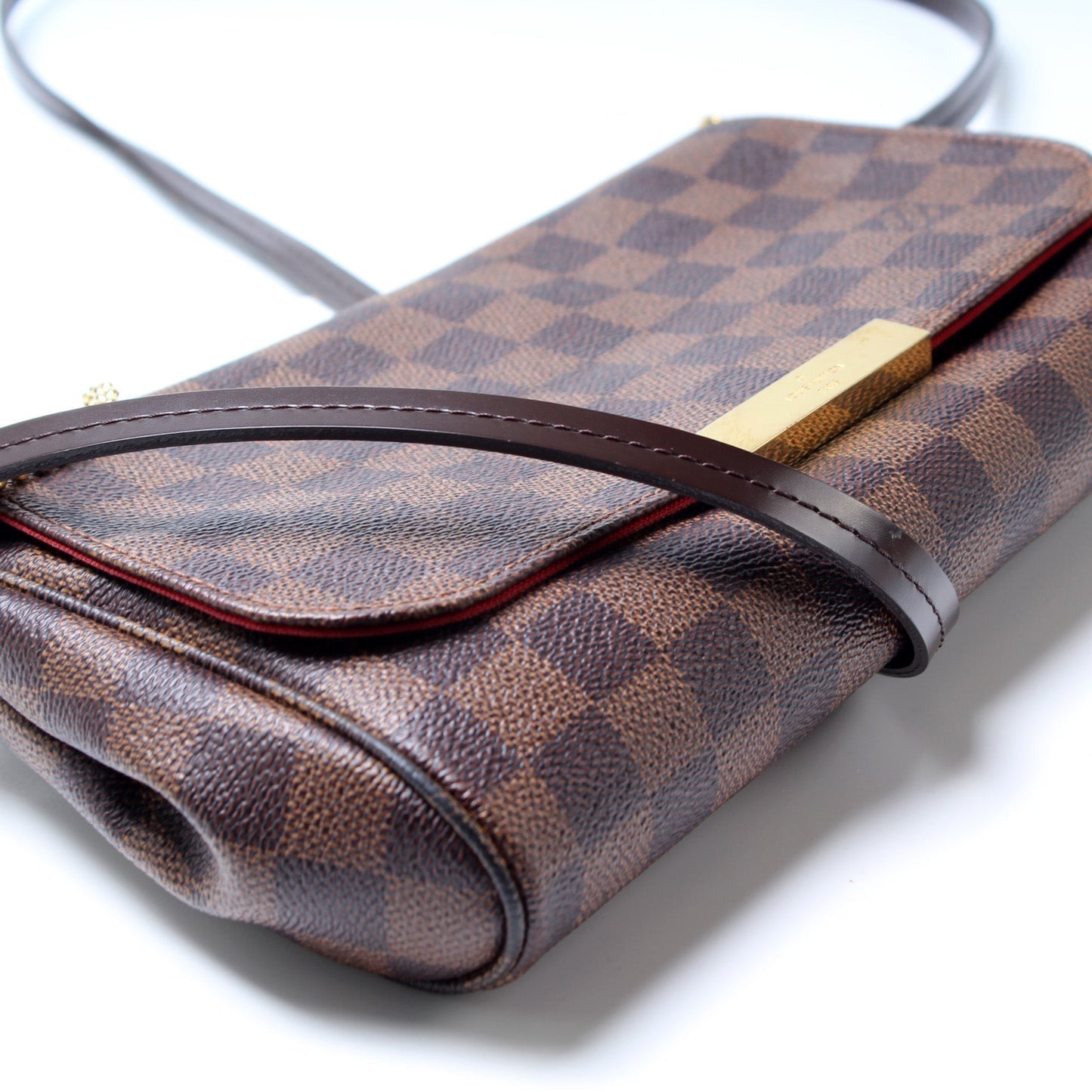 Louis Vuitton Favorite MM Ebene Handbag