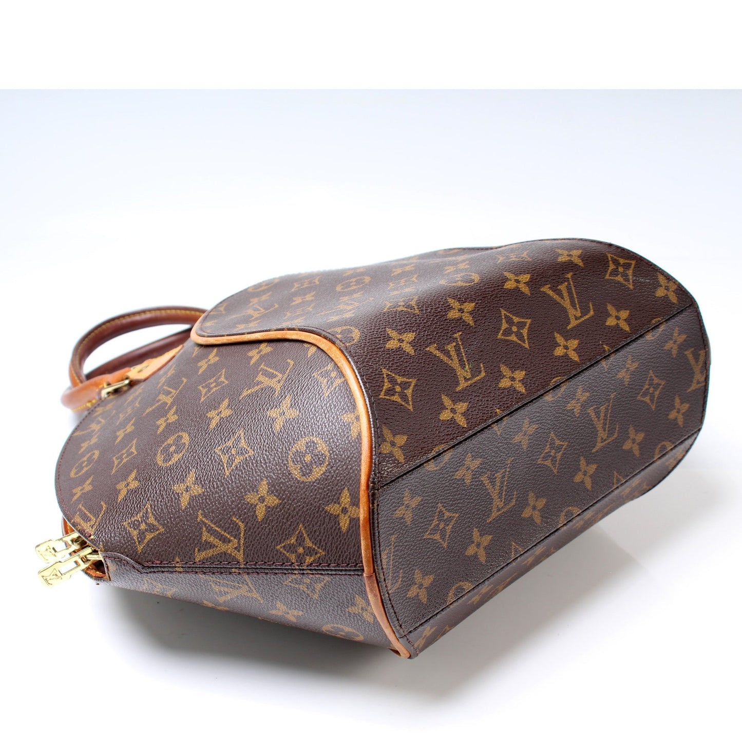 Louis Vuitton Ellipse MM Monogram Handbag Monogram 17
