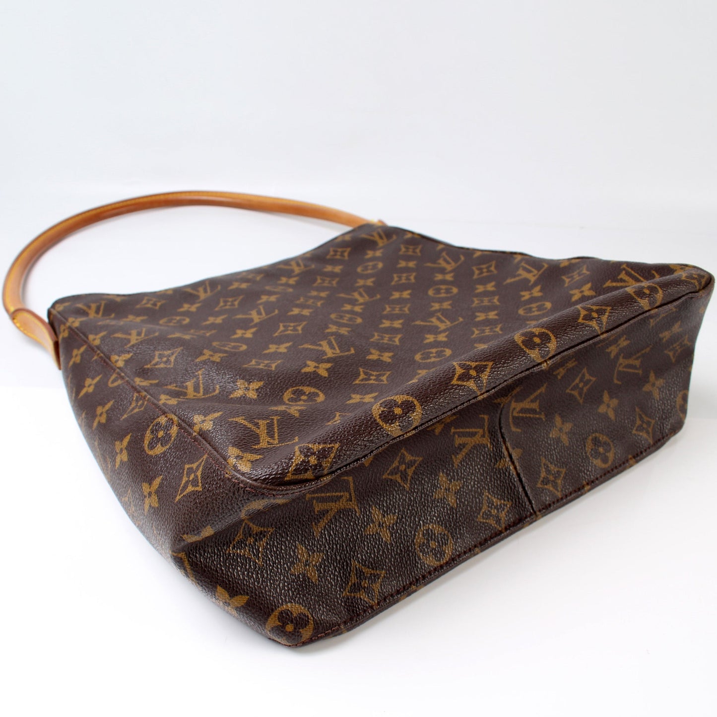 Louis Vuitton Looping GM Monogram Handbag Monogram 26