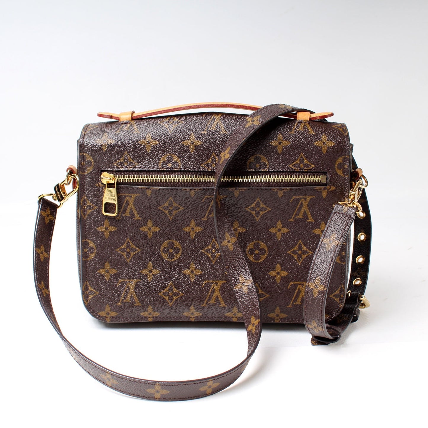 Louis Vuitton Pochette Metis Monogram Clutch Bag Monogram 21
