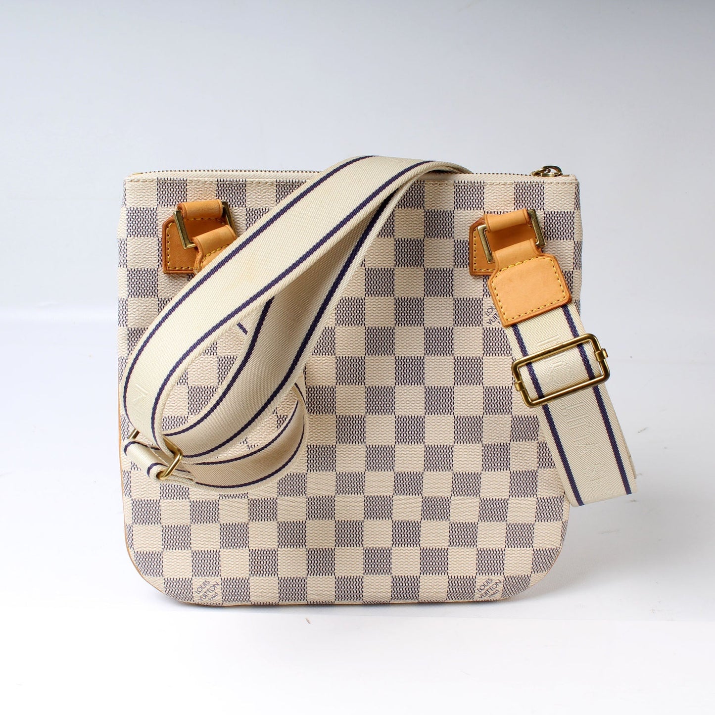Louis Vuitton Pochette Bosphore Azur Damier Clutch Bag Azur 8C3D5C16