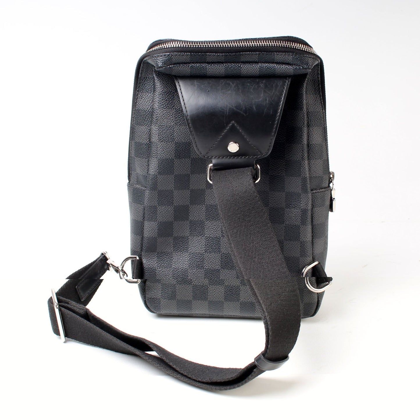 Louis Vuitton Avenue Sling Graphite Damier Crossbody Bag Graphite 2D5E71F3