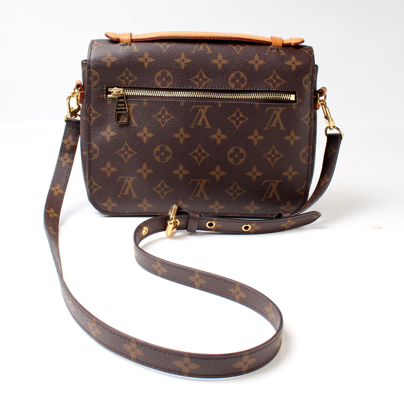 Louis Vuitton Pochette Metis Monogram Clutch Bag 12