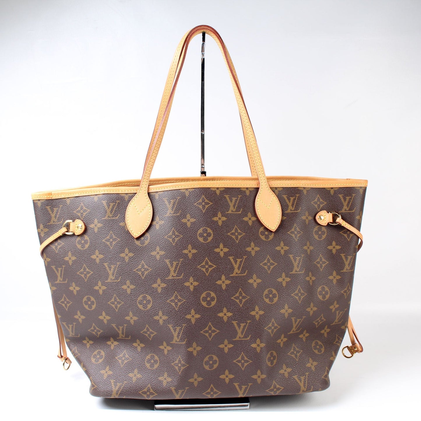 Louis Vuitton Neverfull MM Monogram Tote Bag Monogram 110