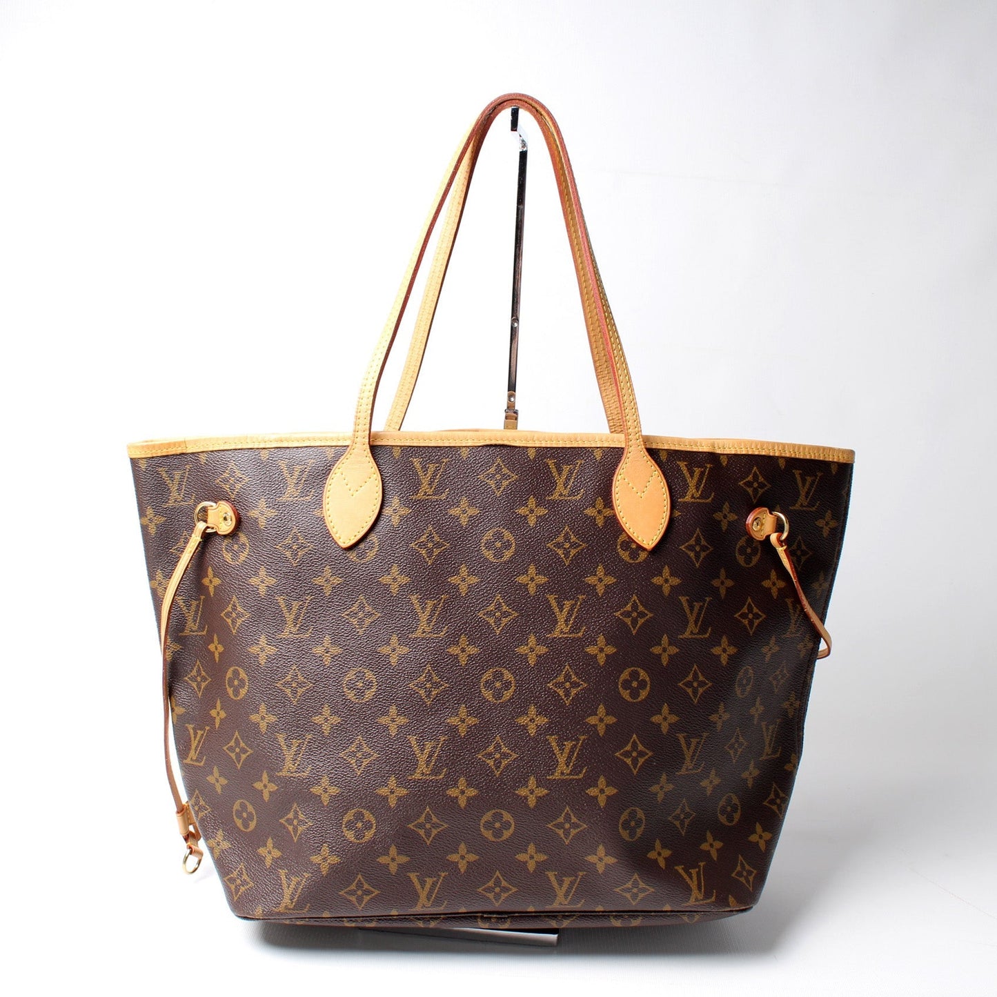Louis Vuitton Neverfull MM Monogram Tote Bag Monogram 150
