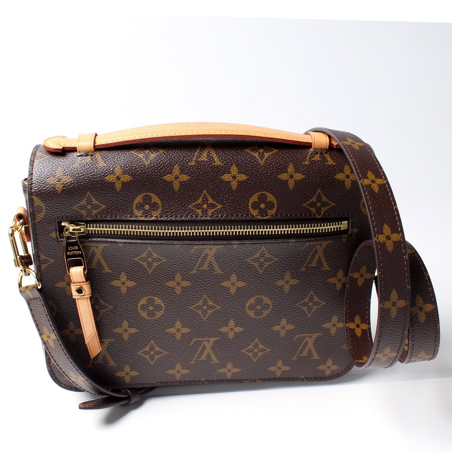 Louis Vuitton Pochette Metis Monogram Clutch Bag Monogram 33