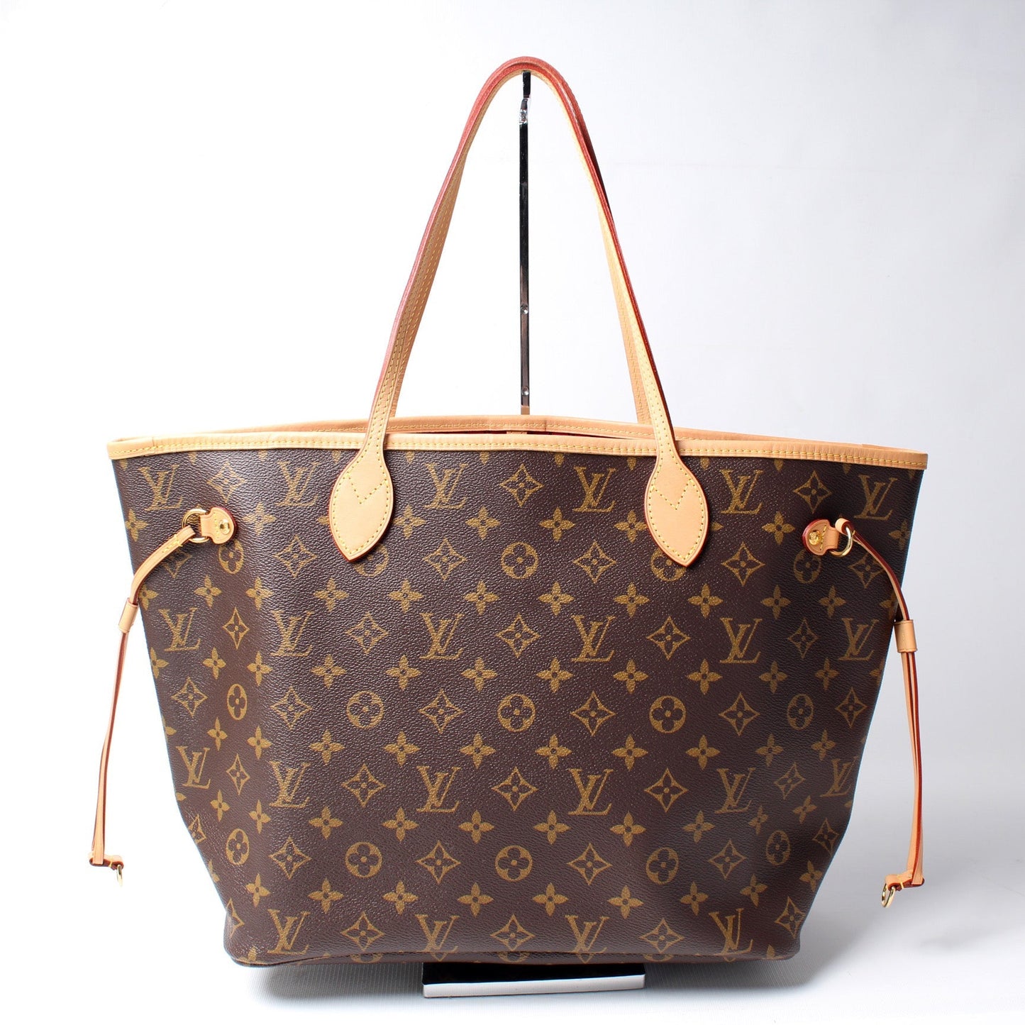 Louis Vuitton Neverfull MM Monogram Tote Bag Monogram 153