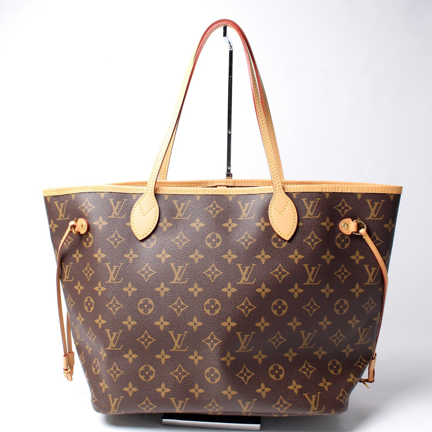 Louis Vuitton Neverfull MM Monogram Tote Bag Monogram 161