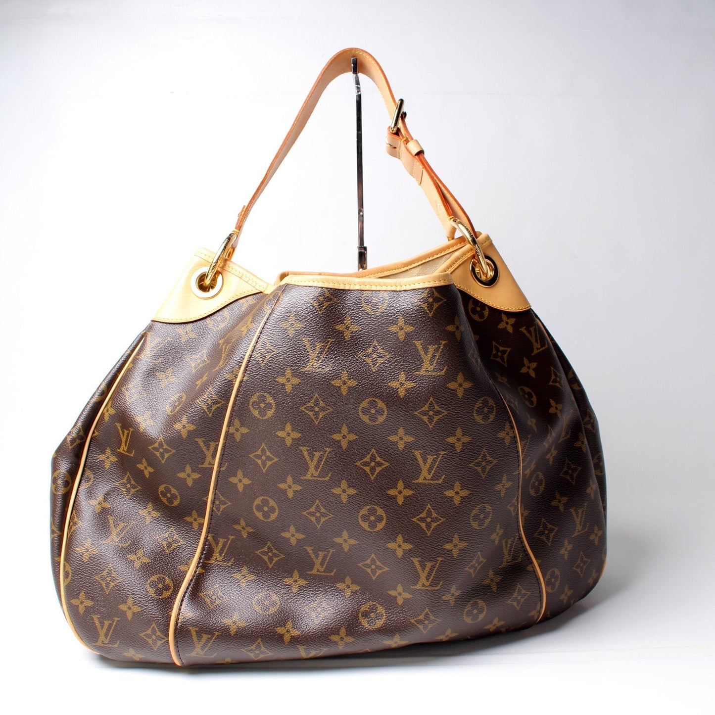 Louis Vuitton Galliera GM Monogram Handbag Monogram 10