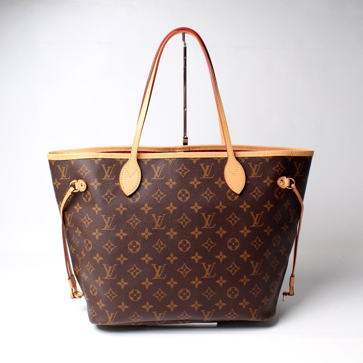 Louis Vuitton Neverfull MM Monogram Tote Bag Monogram 28