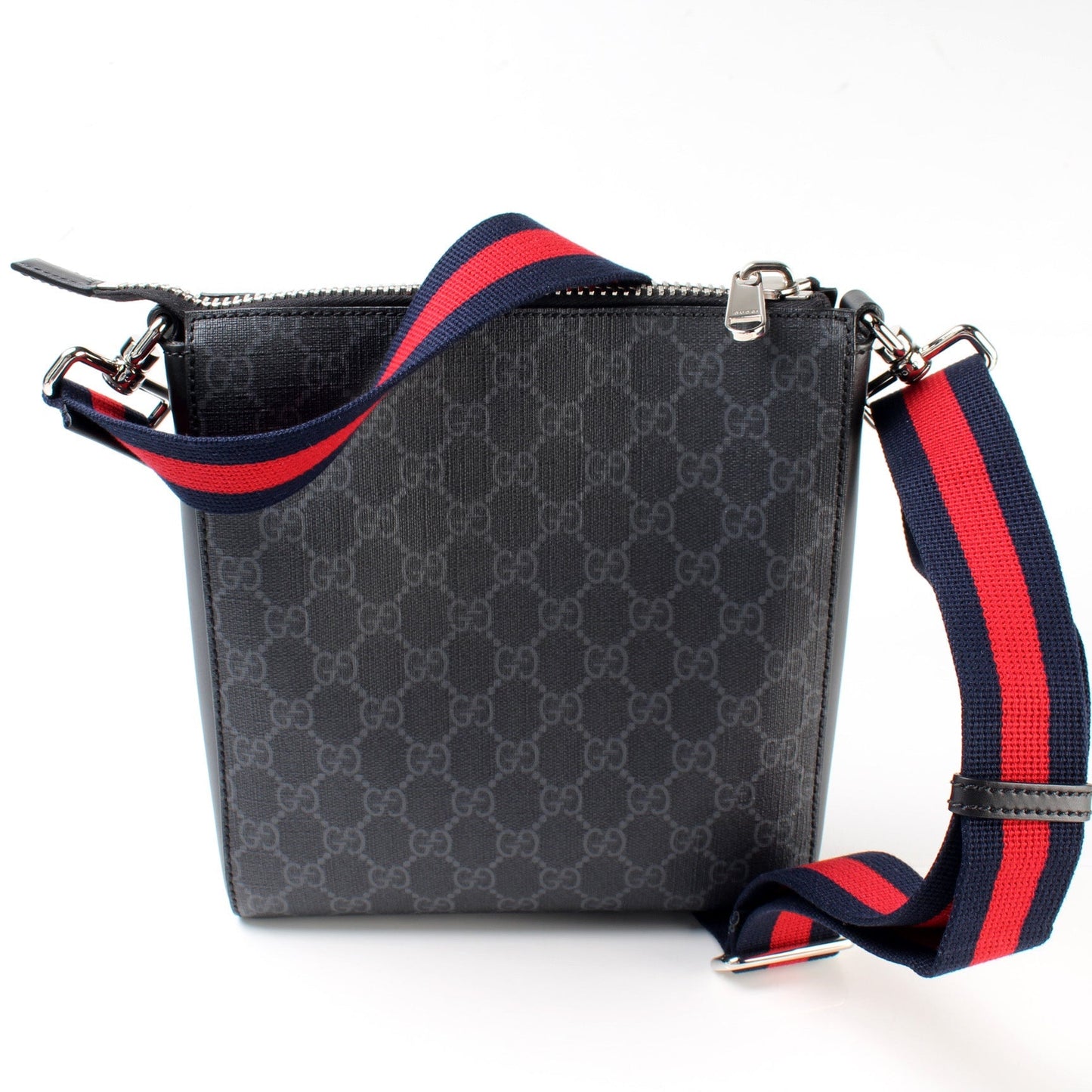 Gucci GG Supreme Messenger Travel Bag Bag 3