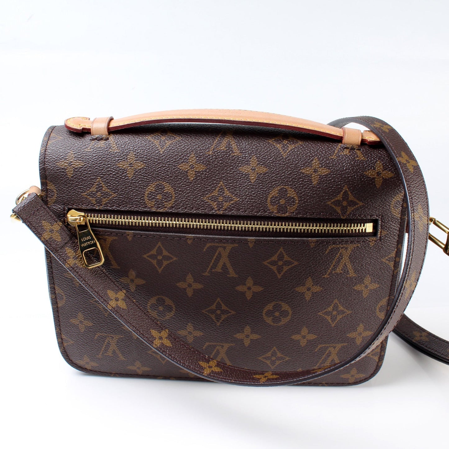 Louis Vuitton Pochette Metis Monogram Clutch Bag Monogram 4