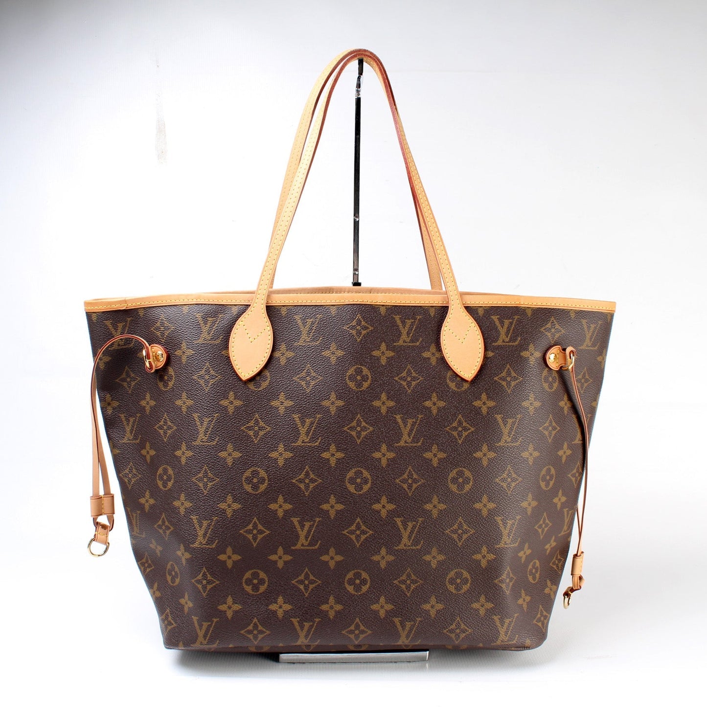 Louis Vuitton Neverfull MM Monogram Tote Bag Monogram 2