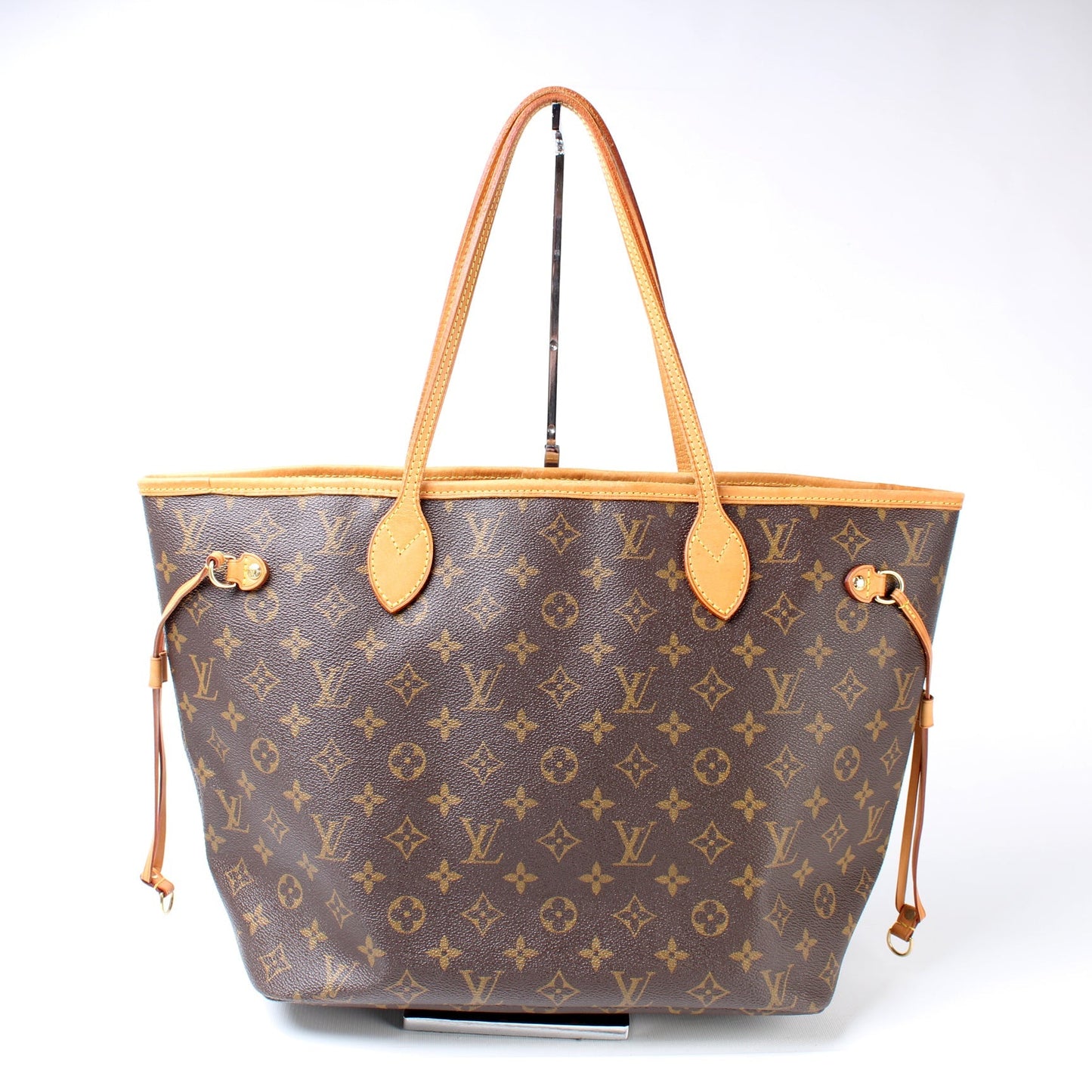 Louis Vuitton Neverfull MM Monogram Tote Bag Monogram 245