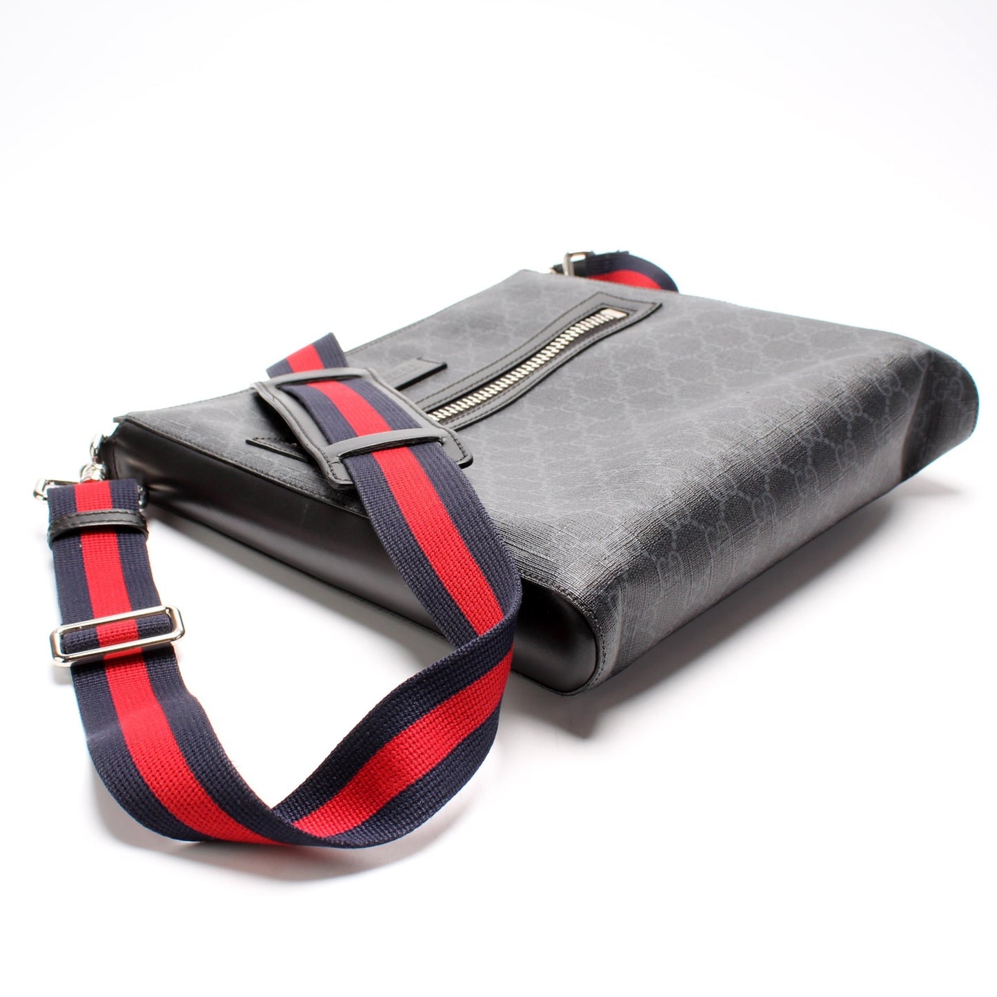 Gucci GG Supreme Messenger Travel Bag 49