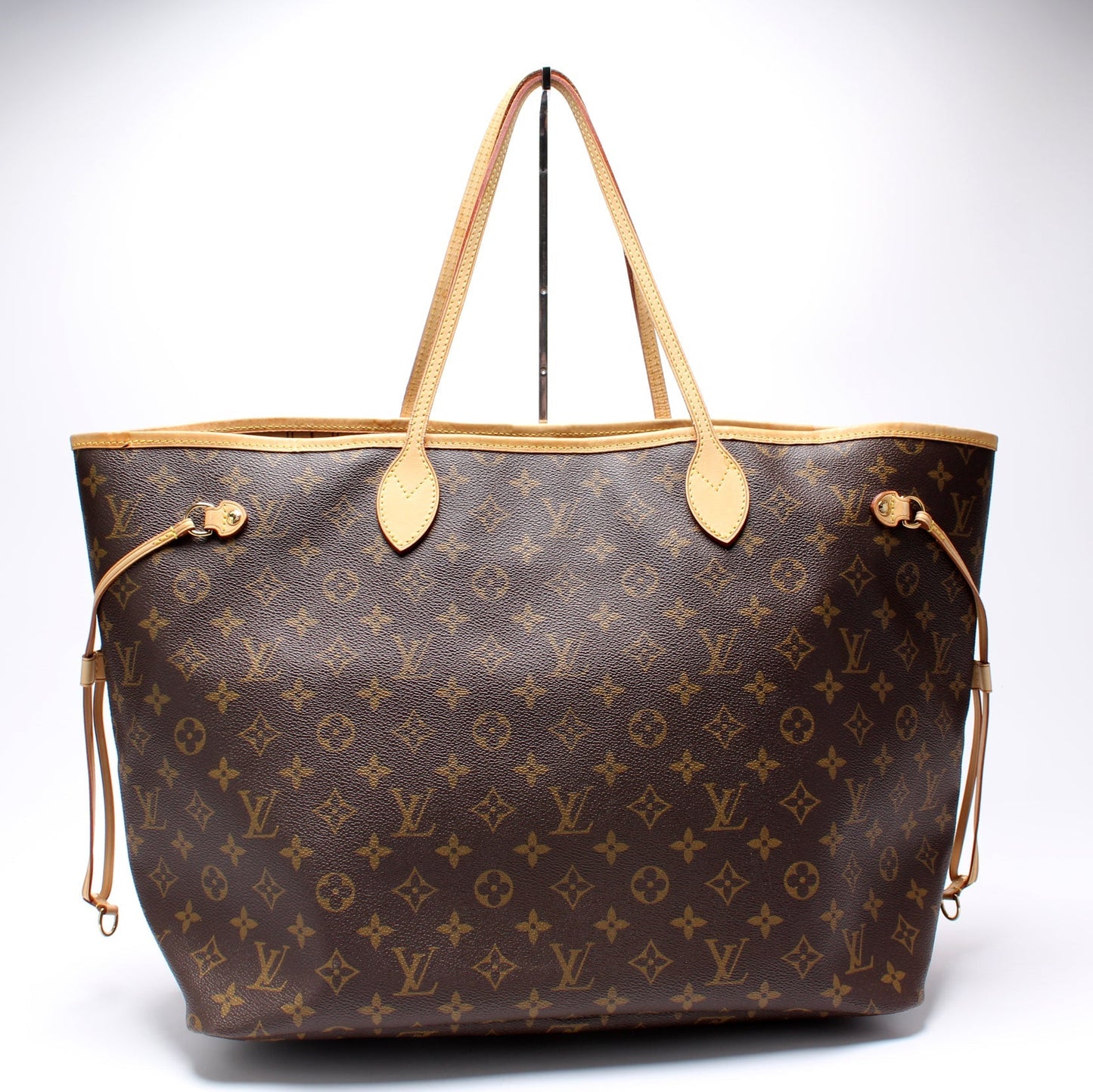 Louis Vuitton Neverfull GM Monogram Tote Bag Monogram 33