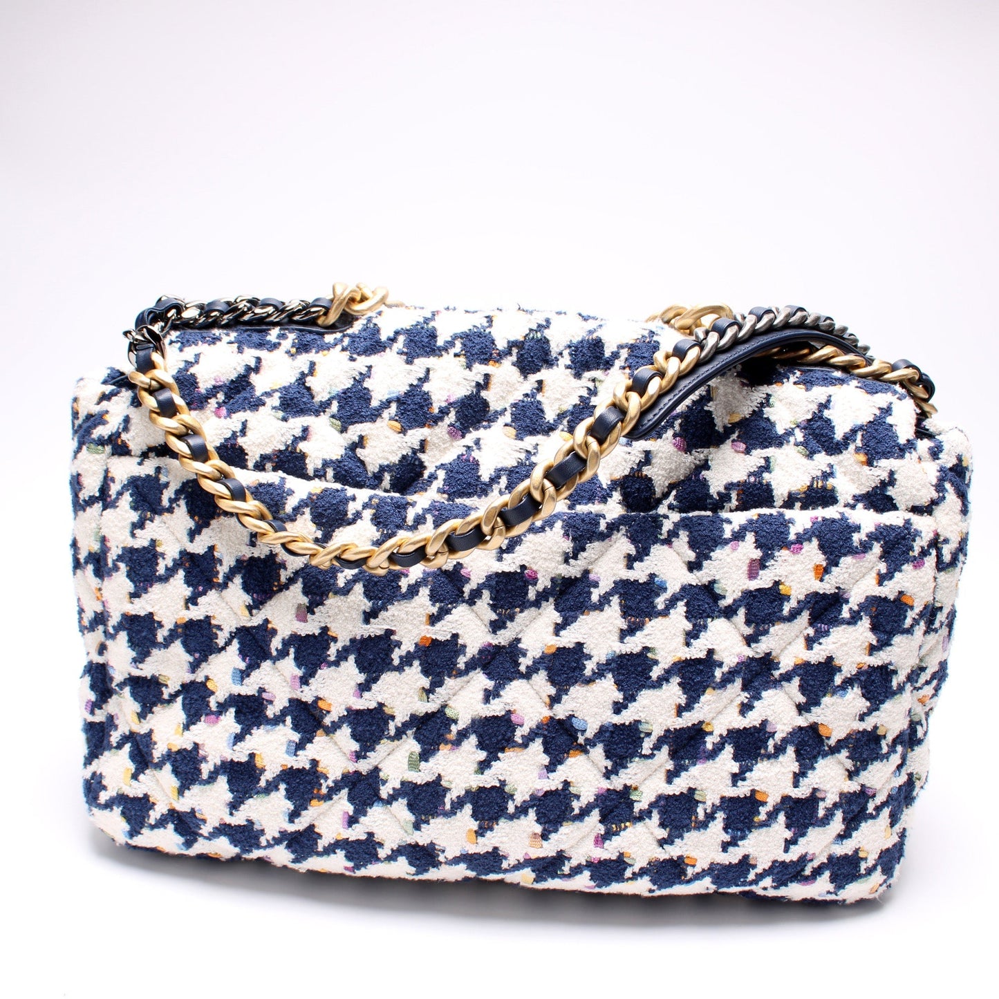 Chanel Tweed Houndstooth 19 Maxi Flap Shoulder Bag