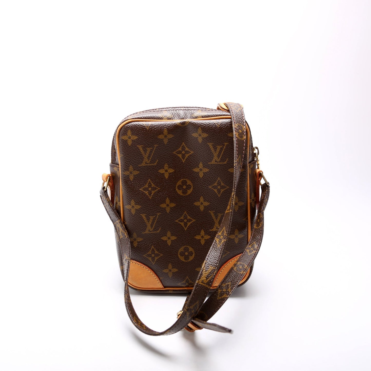 Louis Vuitton Amazone Monogram Handbag Monogram 32