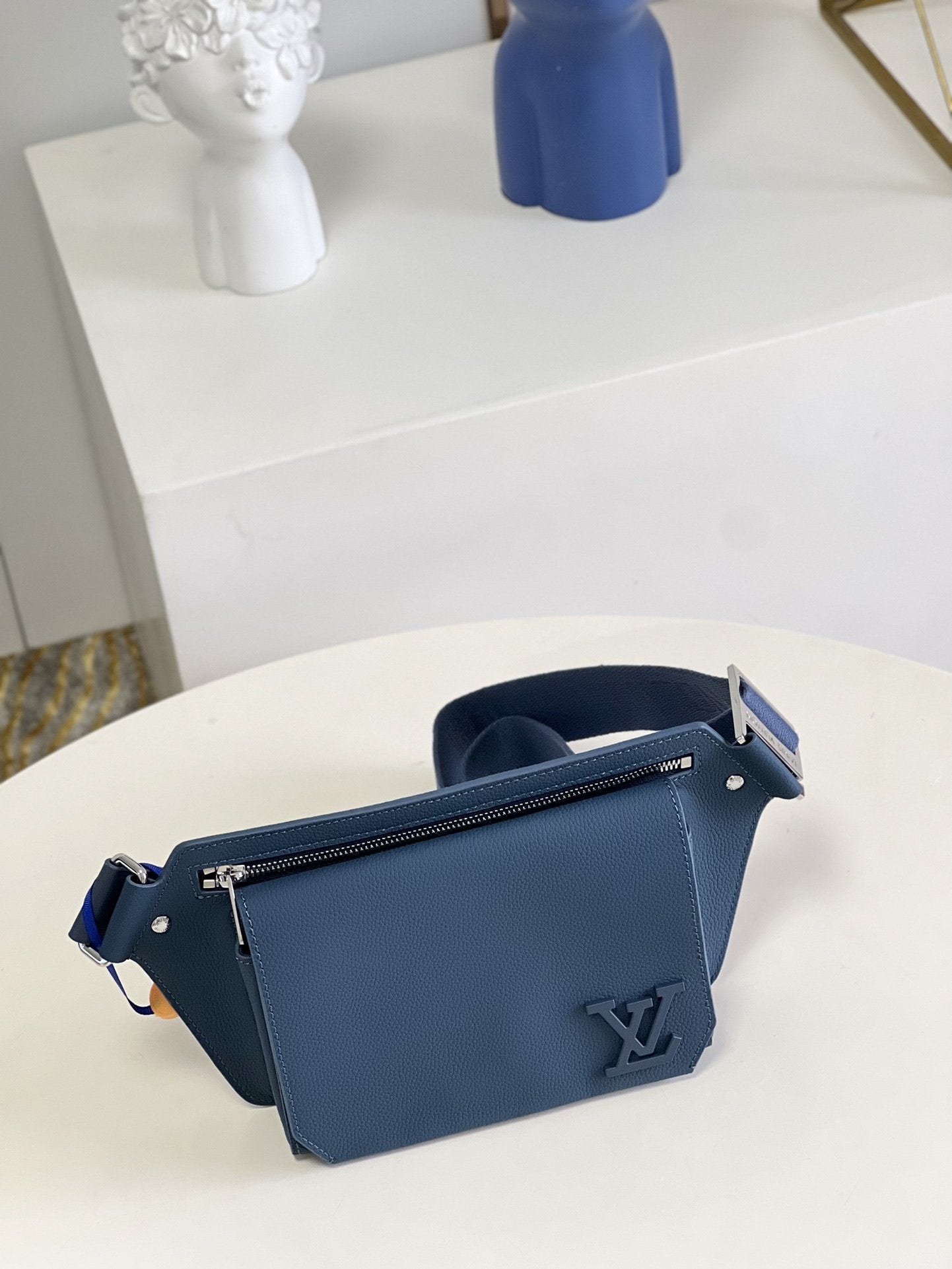 Top Quality Aerogram Slingbag Navy For Men Blue Travel Bag