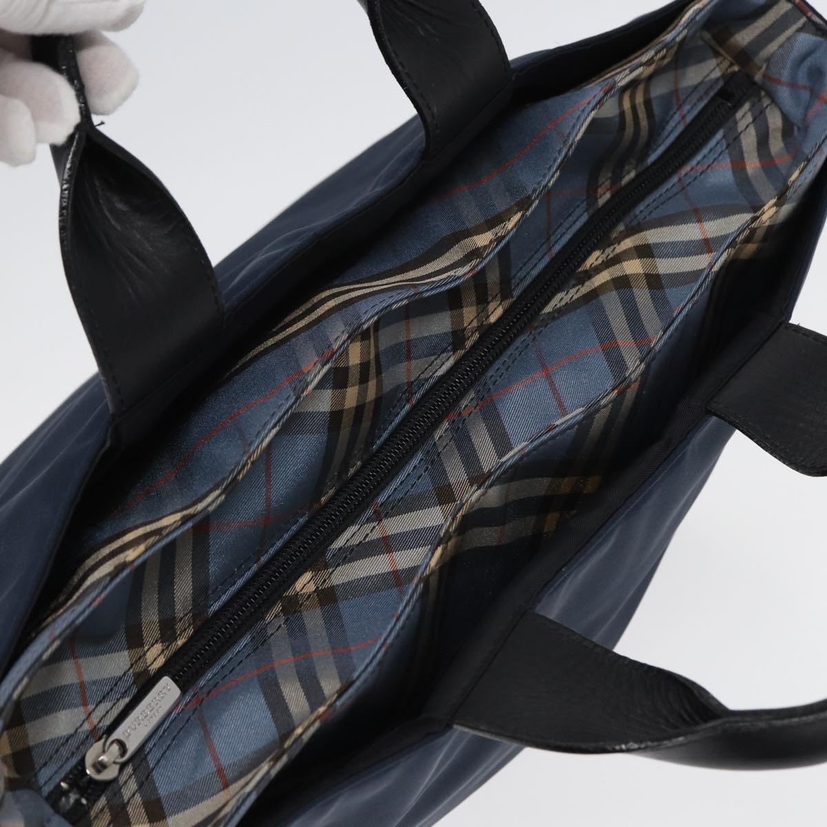 Burberry Luxury Nova Check Handbag Travel Bag Check Handbag 240