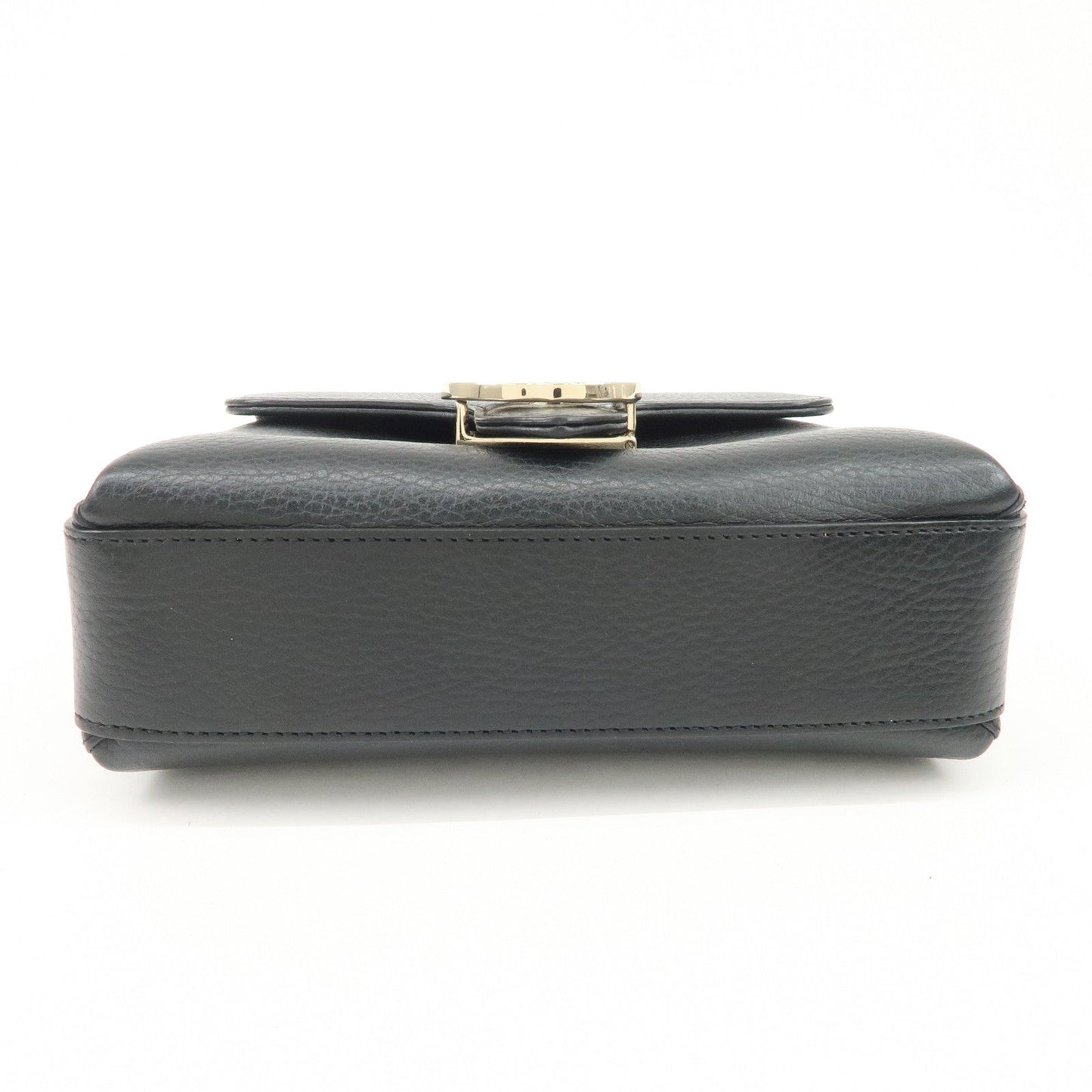GUCCI Interlocking G Leather Chain Shoulder Bag Black 607720