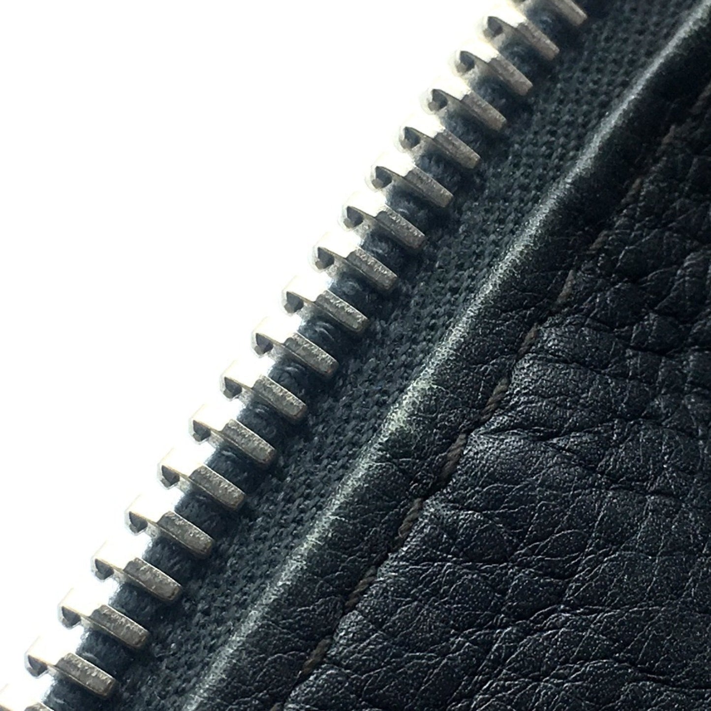 Gucci Dark Gray Leather Shoulder Bag