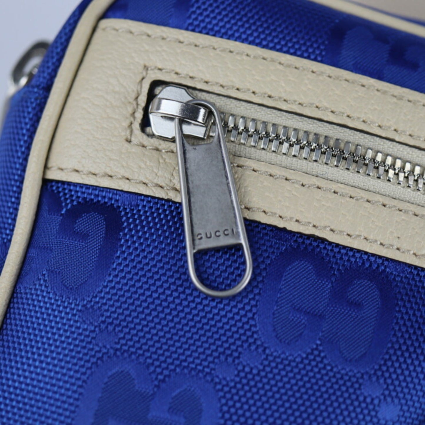 Gucci Beige Blue Nylon Leather Fanny Pack
