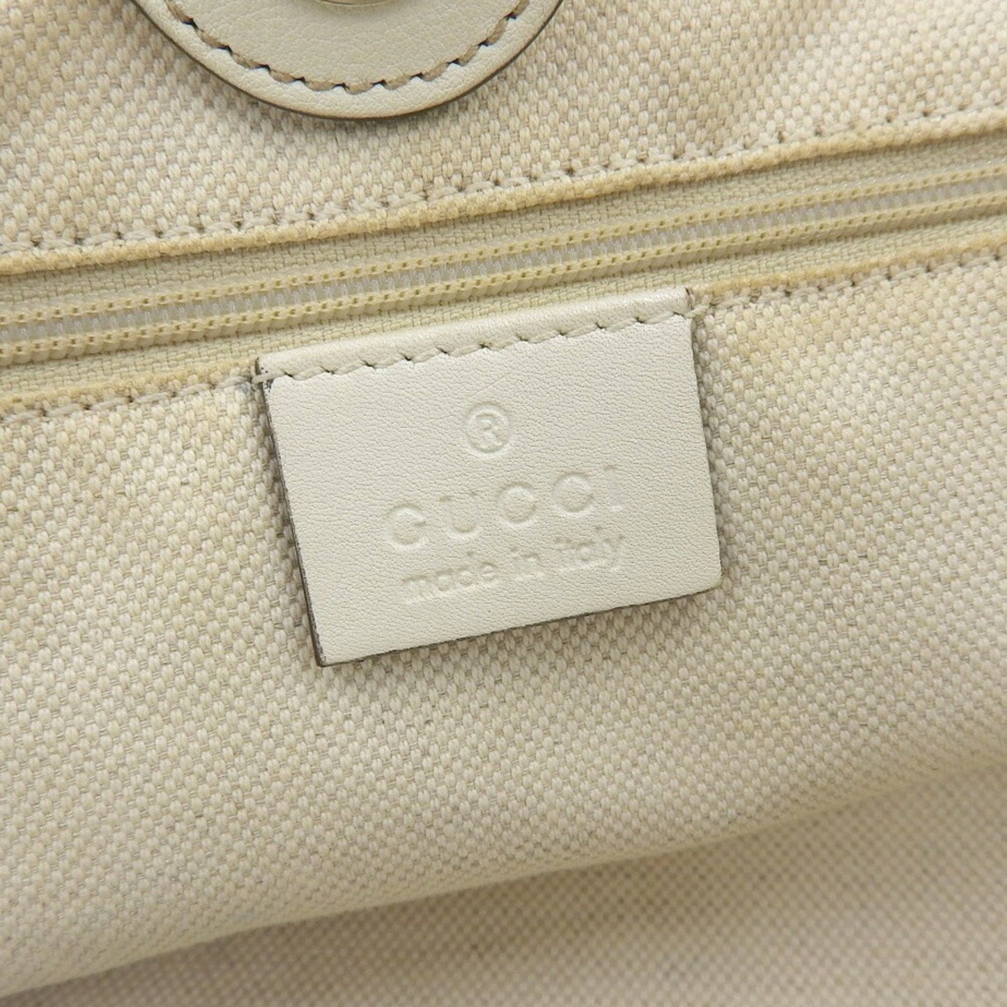 Gucci White Leather Handbag