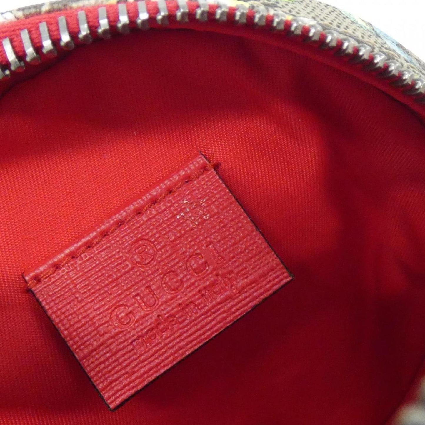 Gucci Beige Multi-Color Gg Supreme Fanny Pack